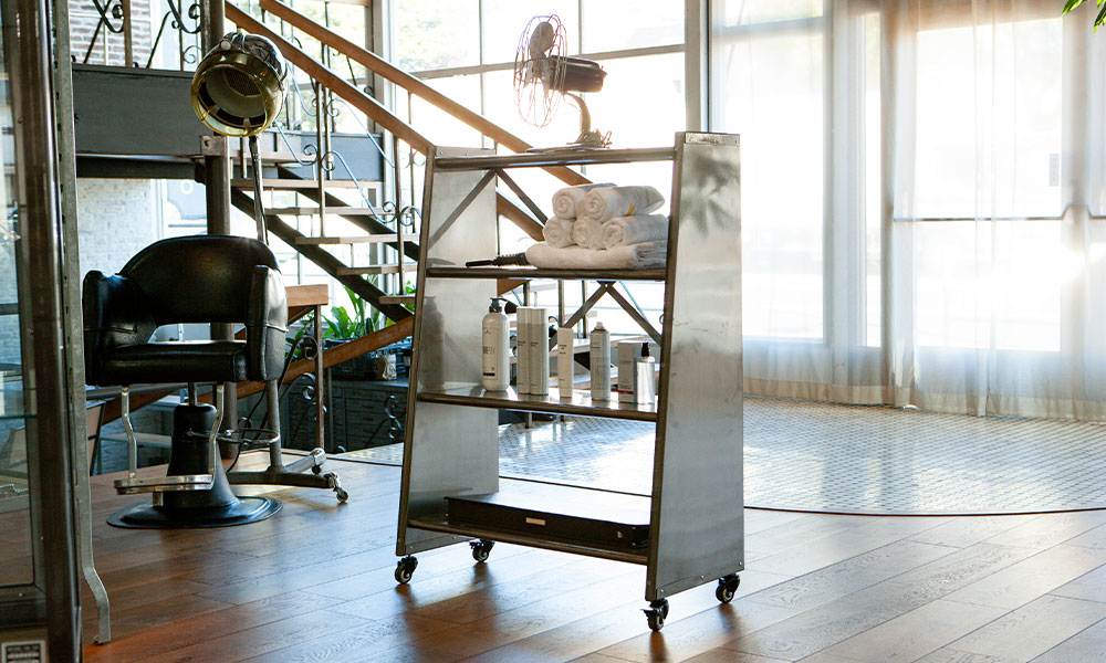 4 TIER TAPERED METAL SHELF