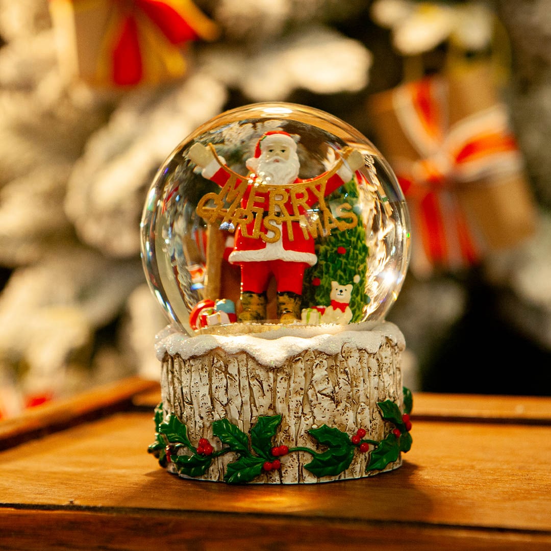 SNOWGLOBE GARLAND GREETINGS SANTA
