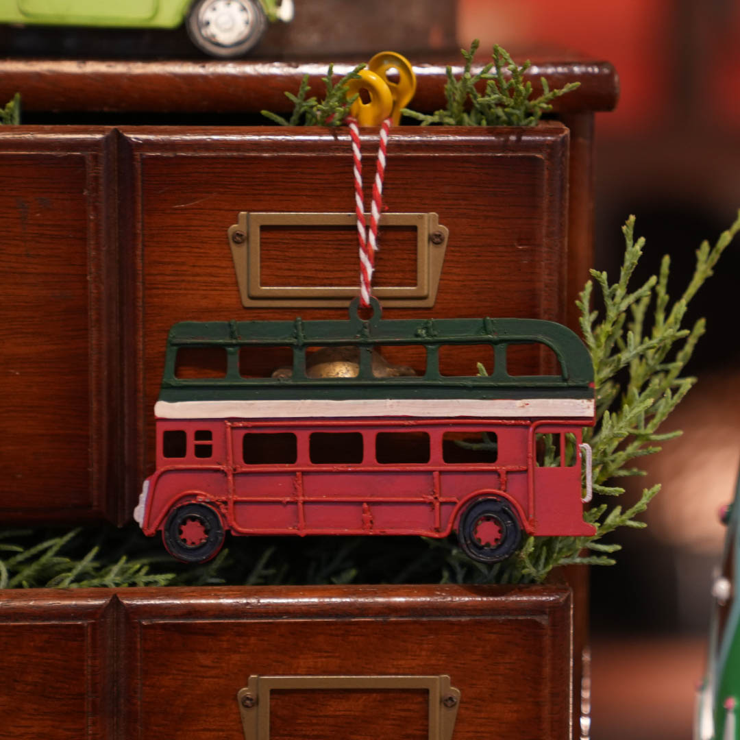 METAL ORNAMENT CAR C