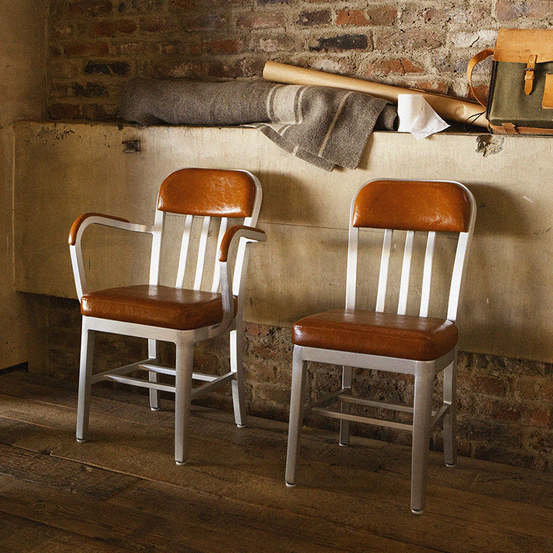 DULTON ONLINE SHOP | ALUMINUM ARM CHAIR(アームあり BROWN): 家具