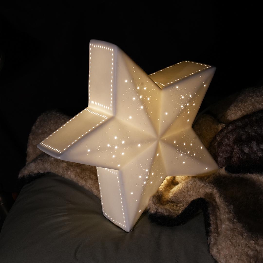 PORCELAIN STAR LIGHT MAT WHITE