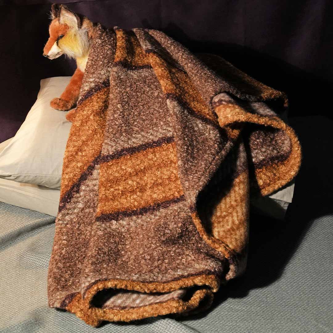 BLANKET BROWN