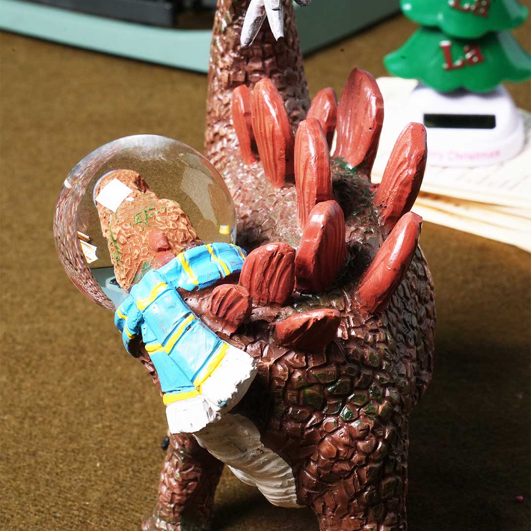 DINOGLOBE STEGOSAURUS