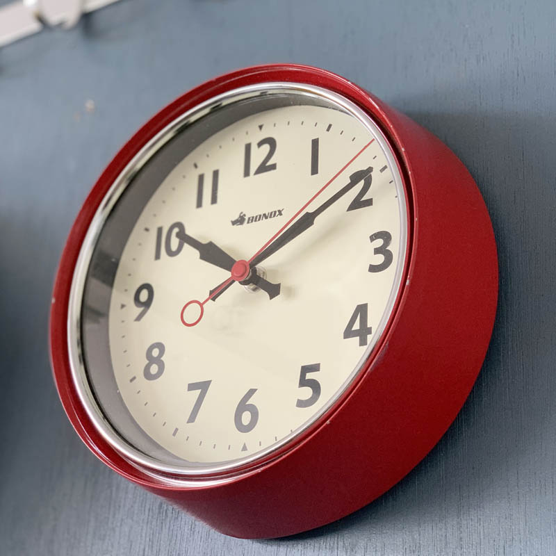WALL CLOCK RED