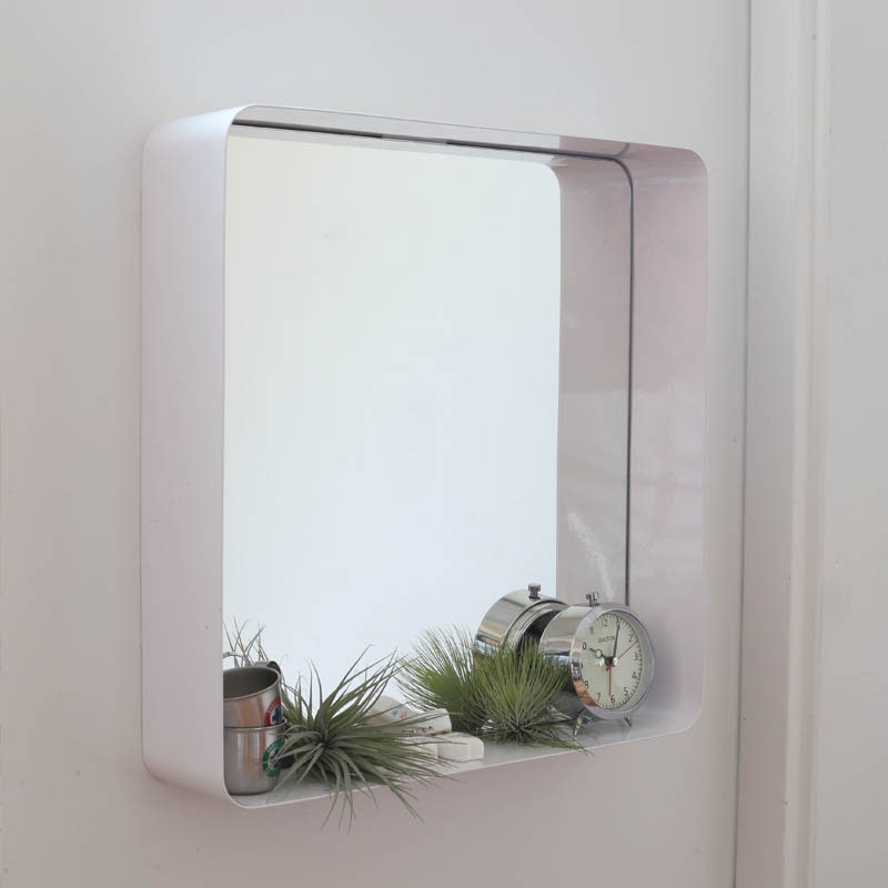 MIRROR WITH STEEL FRAME WHITE