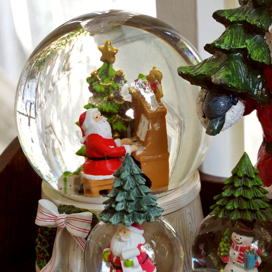 SNOWGLOBE MELODY PIANIST