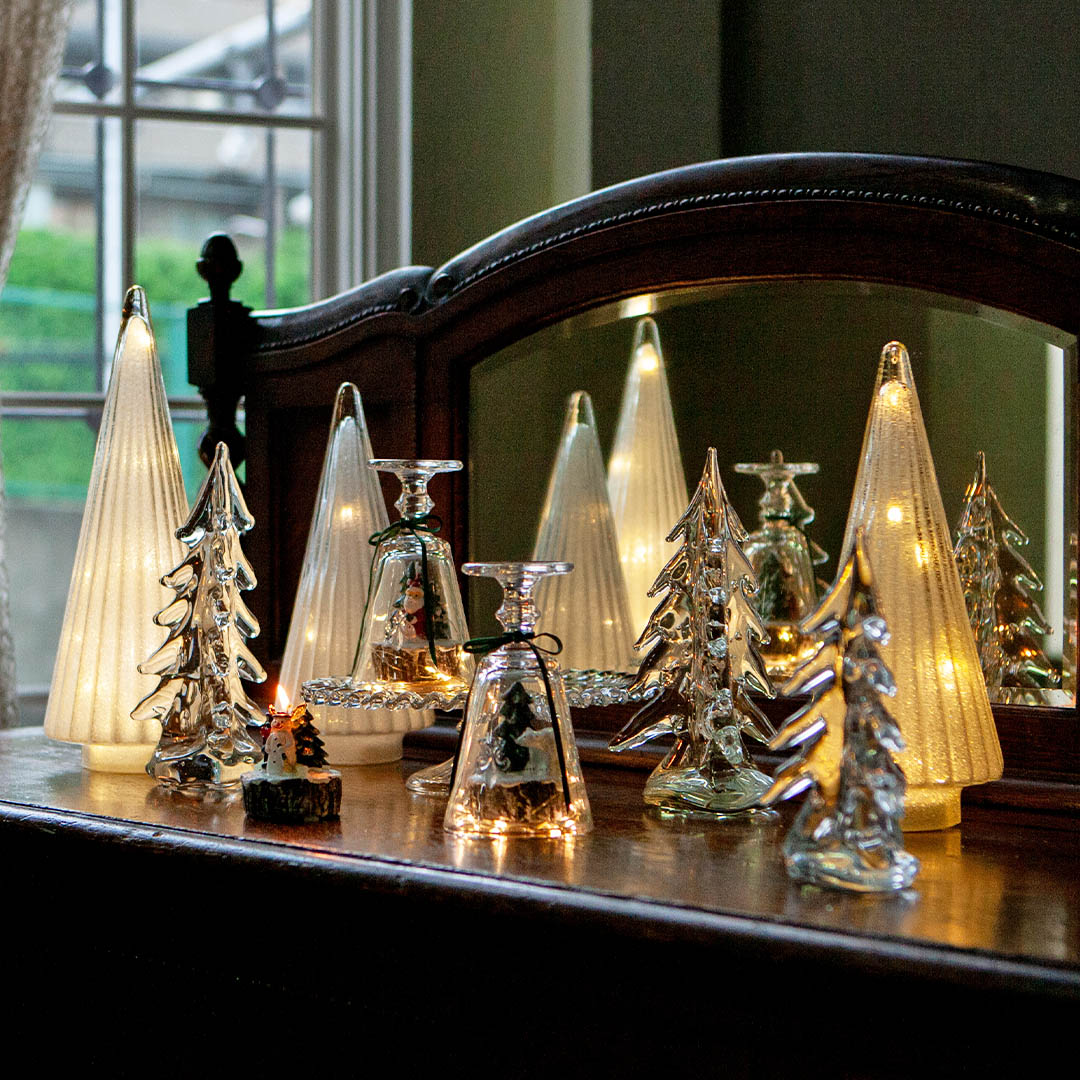 LED FROZEN TREE L