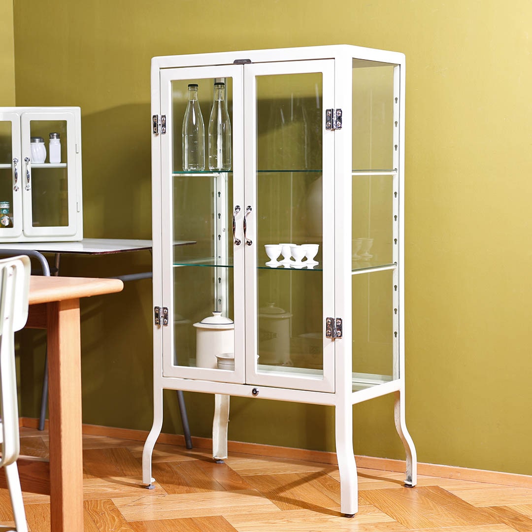 DOCTOR CABINET S IVORY