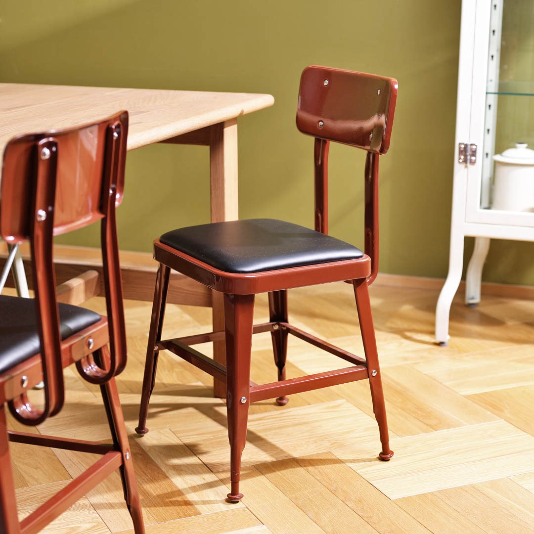 STANDARD CHAIR BRICK BROWN