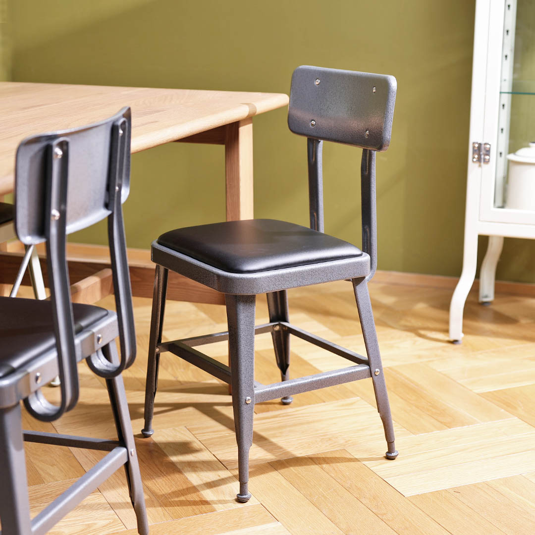 STANDARD CHAIR GRAY