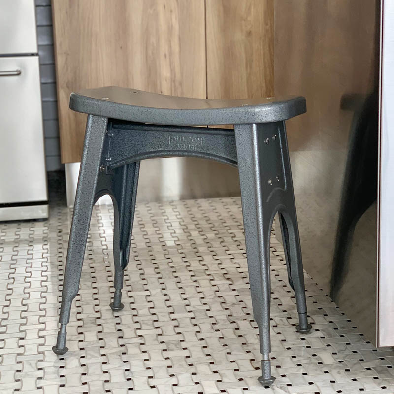 KITCHEN STOOL HAMMERTONE GRAY