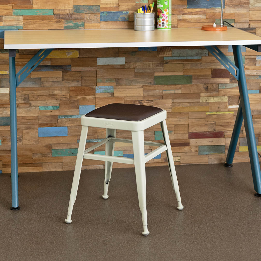 LIGHT 45 STOOL IVORY