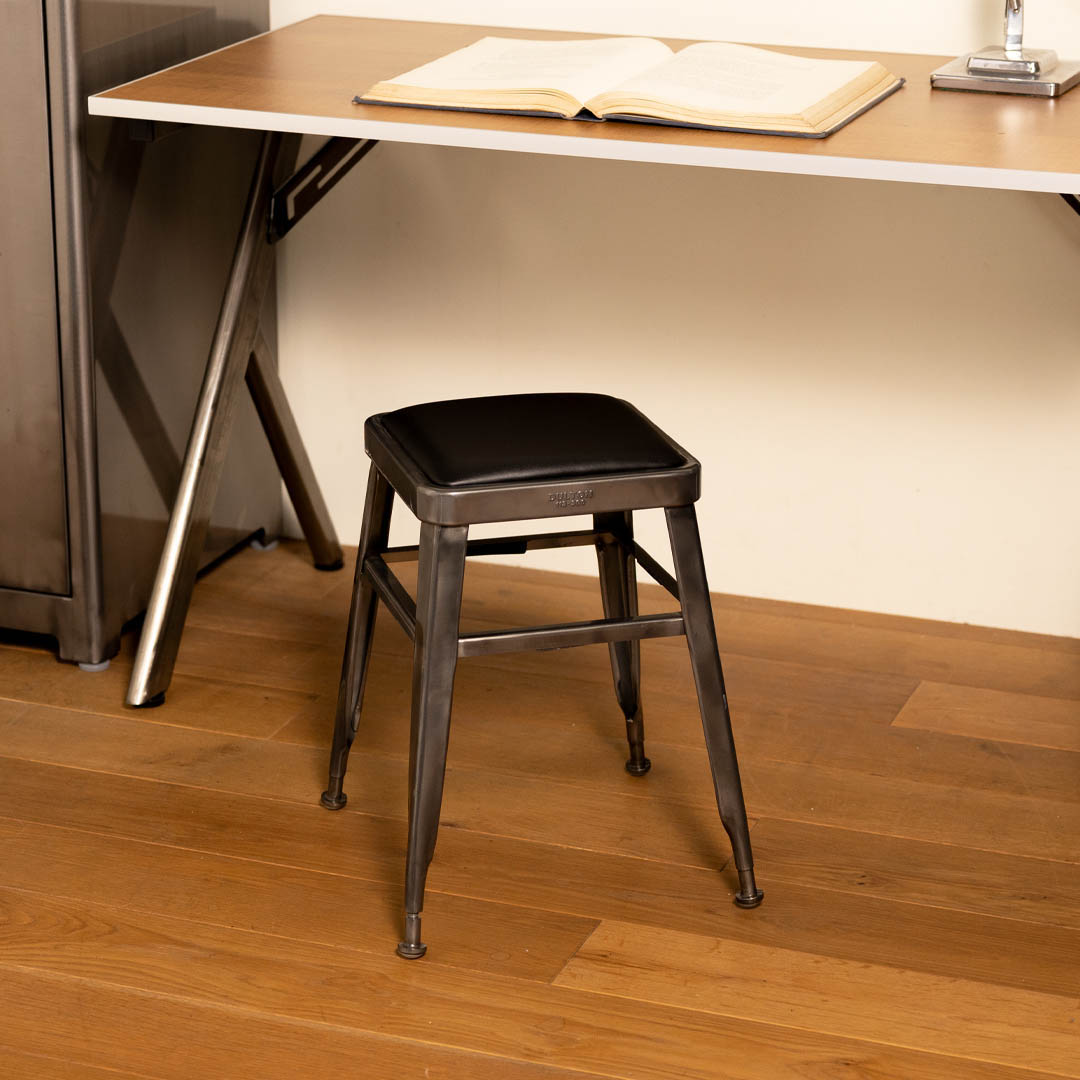 LIGHT 45 STOOL RAW