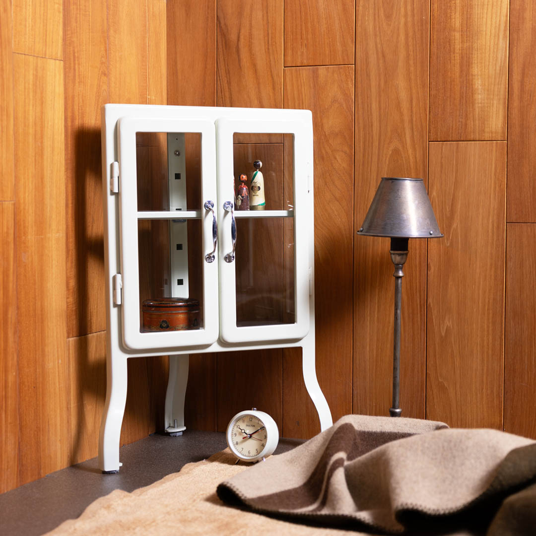 MINI TRIANGLE CABINET H660 IVORY