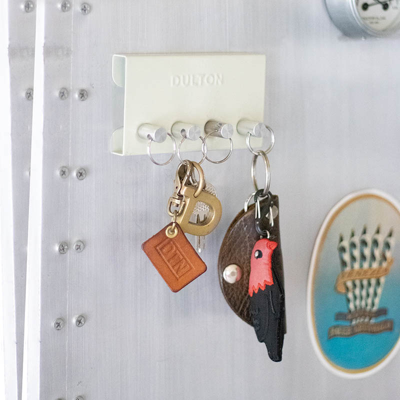MAGNET KEY STORAGE IVORY