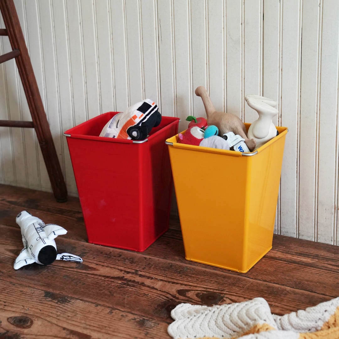 DUST BOX YELLOW