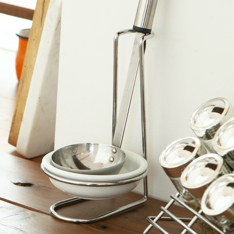 SINGLE LADLE STAND