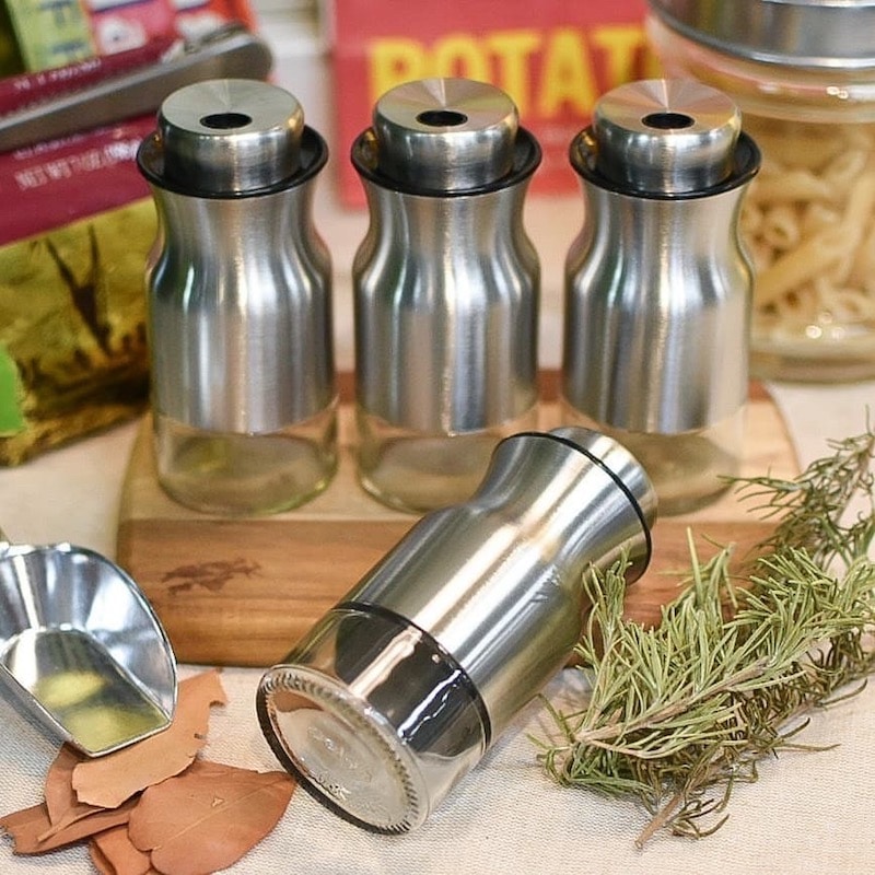 CURVED SPICE JAR