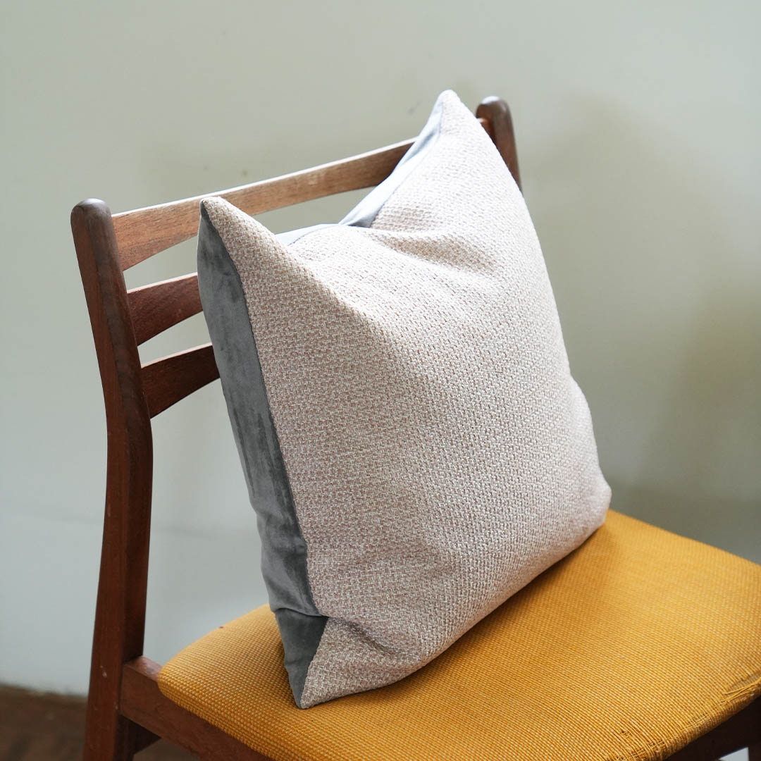 BICOLOR CUSHION BEIGE/GREY