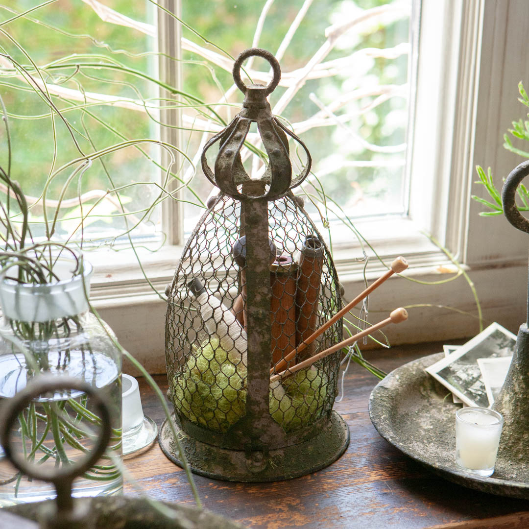 MOSS IRON FLOWER CAGE