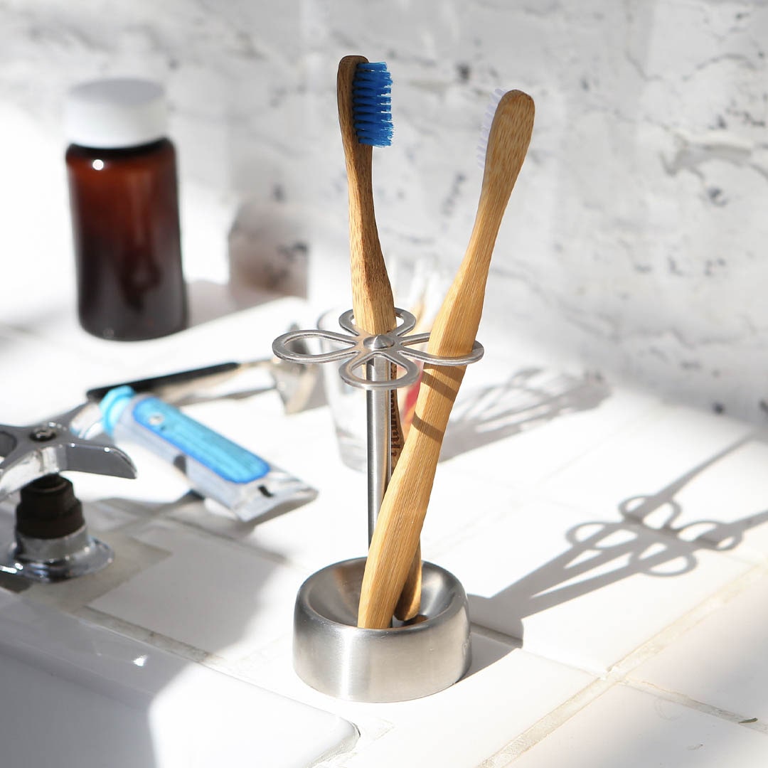 4 HOLES TOOTHBRUSH HOLDER SATIN