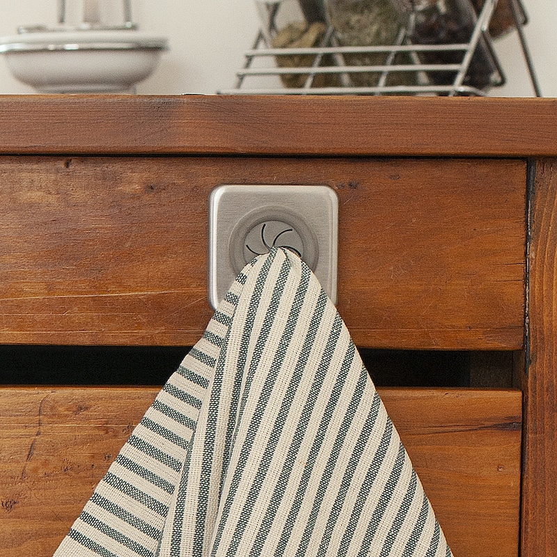 TOWEL HOLDER SQUARE