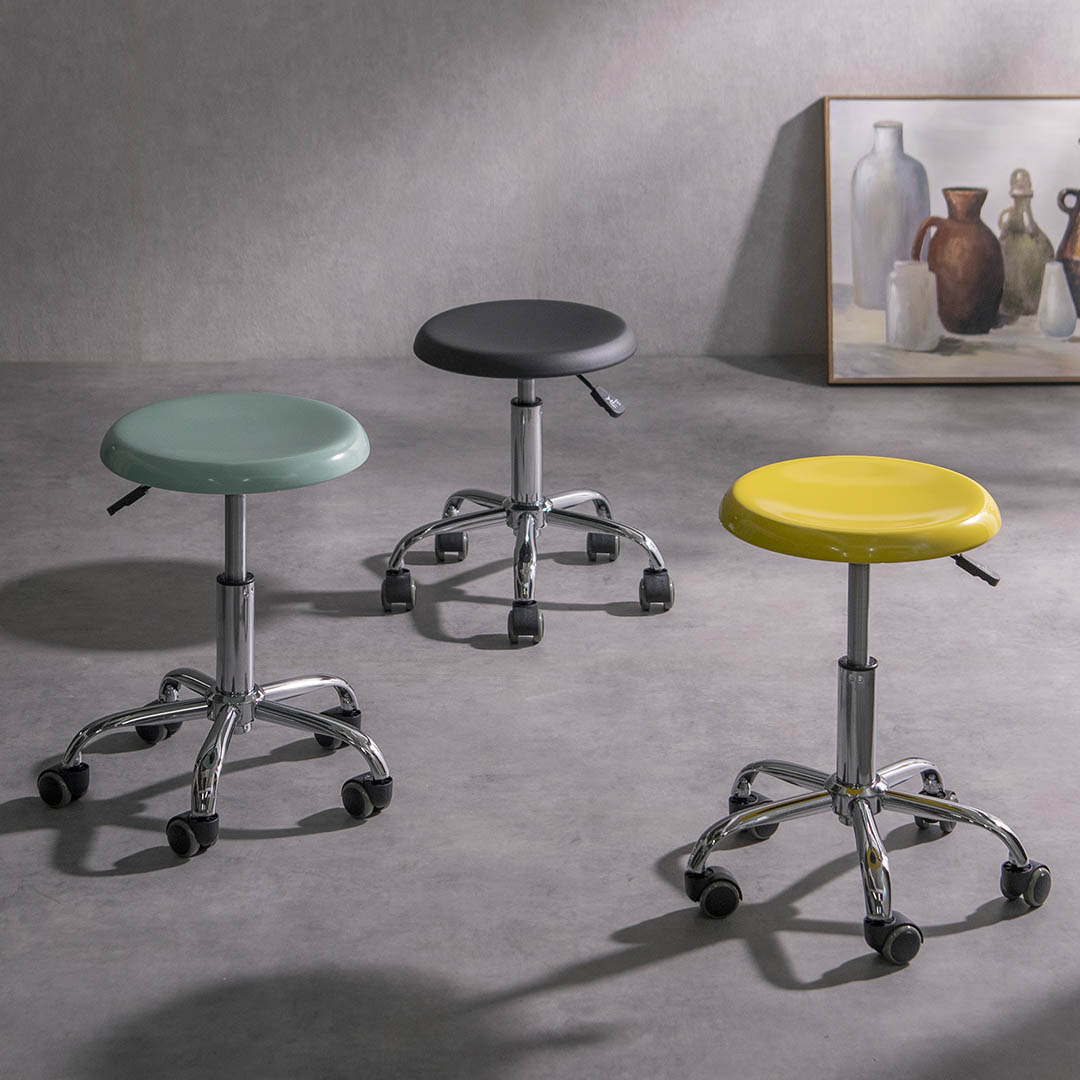 STEEL STOOL WITH CASTORS YELLOW