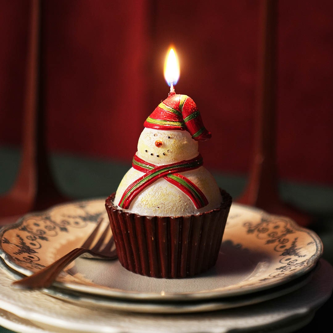 CRAFT CANDLE SNOWMAN CUPCAKE