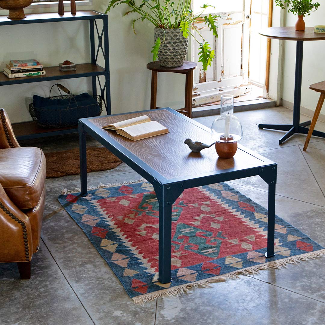 STEEL LEG LOW TABLE WITH WOODEN TOP