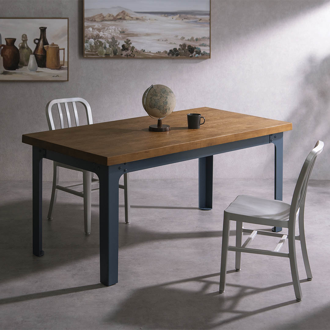 STEEL LEG TABLE WITH WOODEN TOP