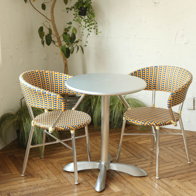 ALUMINUM ROUNDISH CHAIR BLUE/YELLOW