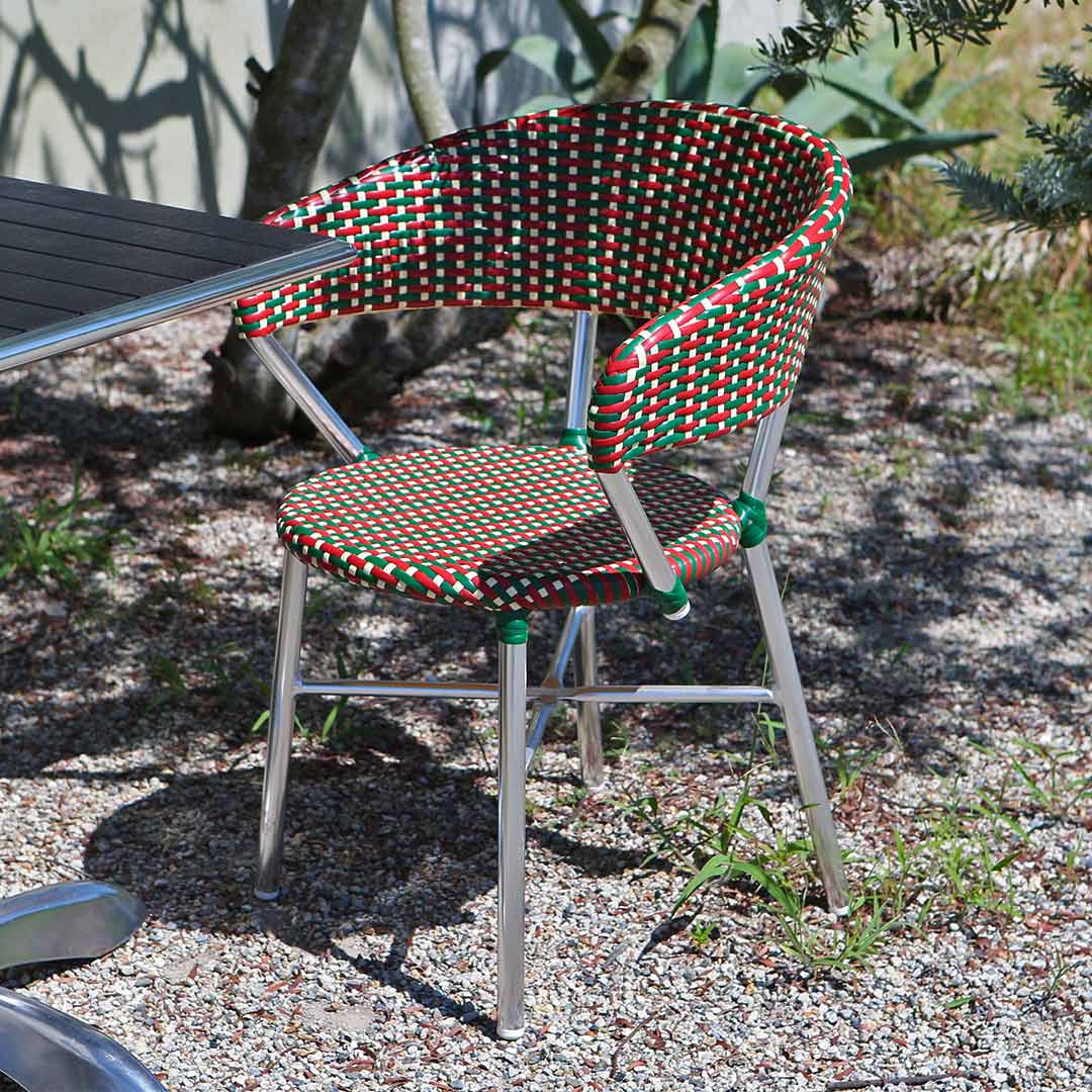 ALUMINUM ROUNDISH CHAIR RED/GREEN