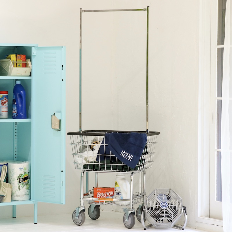 LAUNDRY CART WITH POLE RACK CHROME