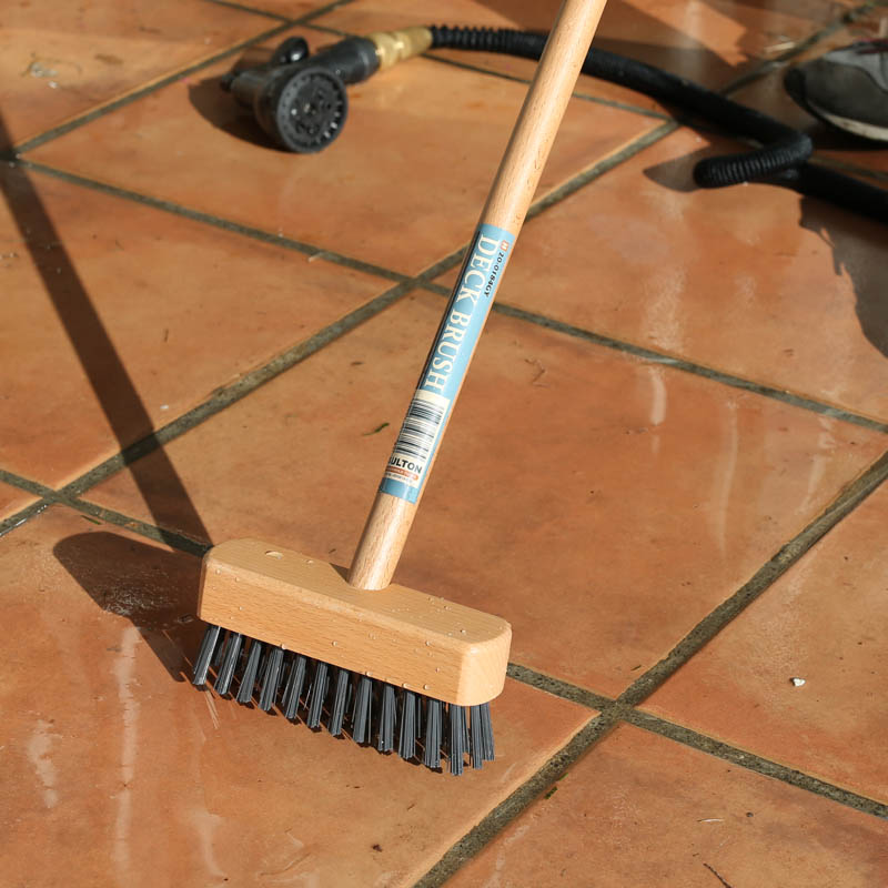 DECK BRUSH GRAY