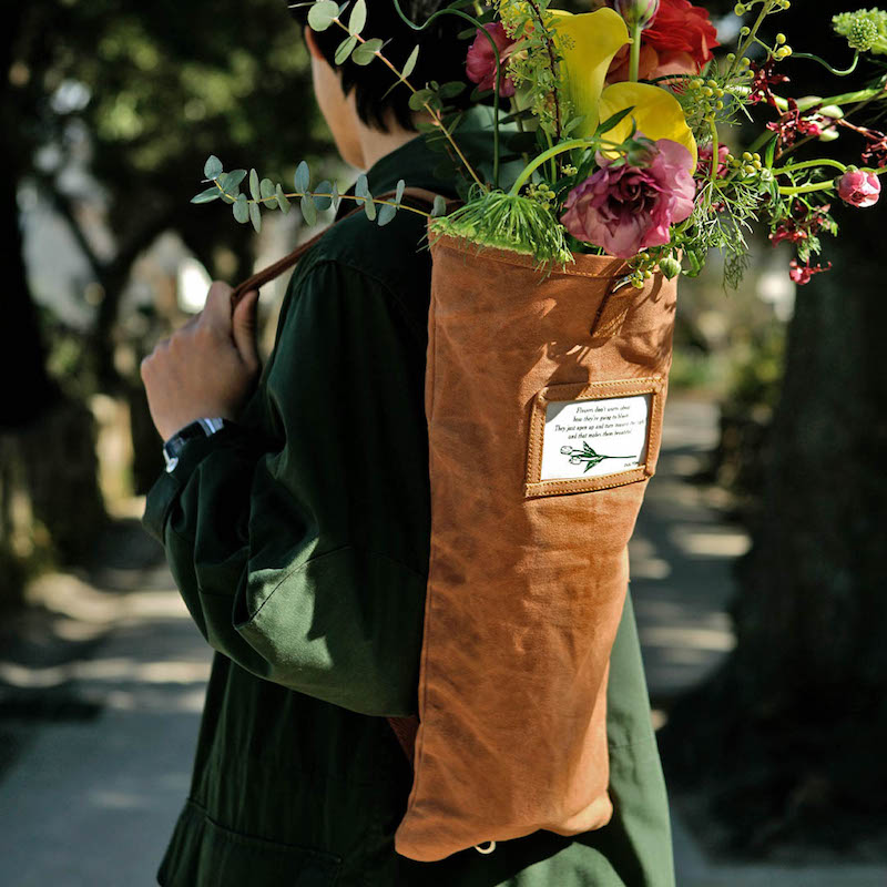 FLOWER BAG CAMEL