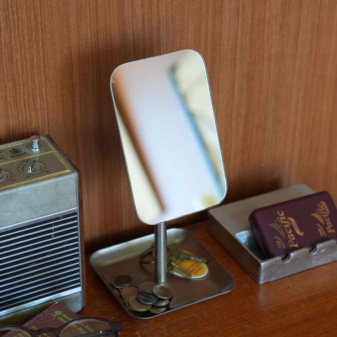 RECTANGLE MIRROR WITH TRAY