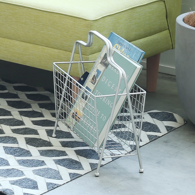 MAGAZINE RACK IRON