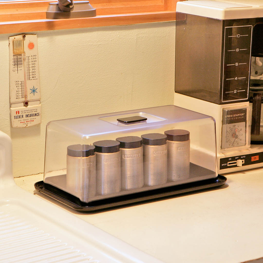 COUNTERTOP BAKERY CASE