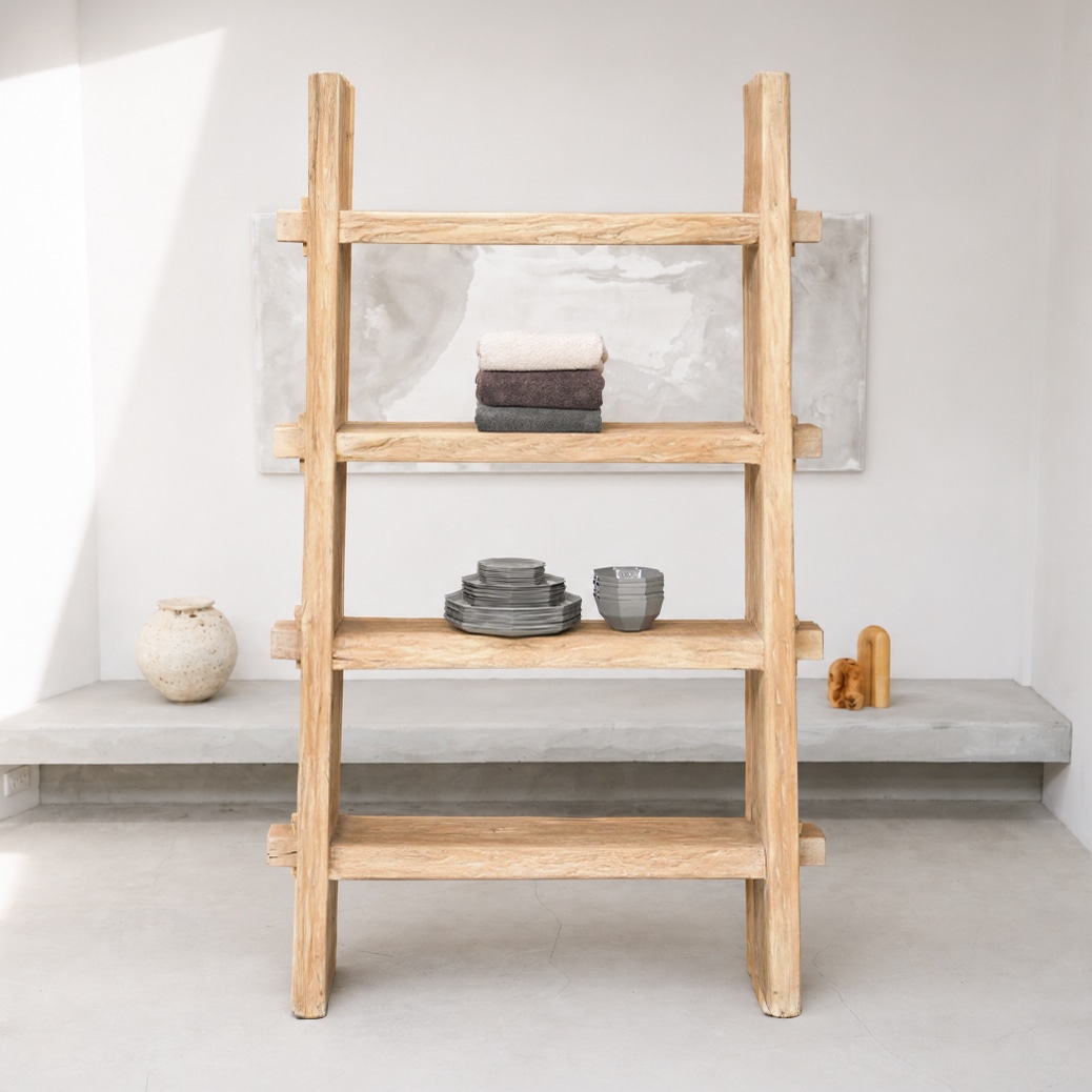 RECLAIMED WOOD BOOKSHELF