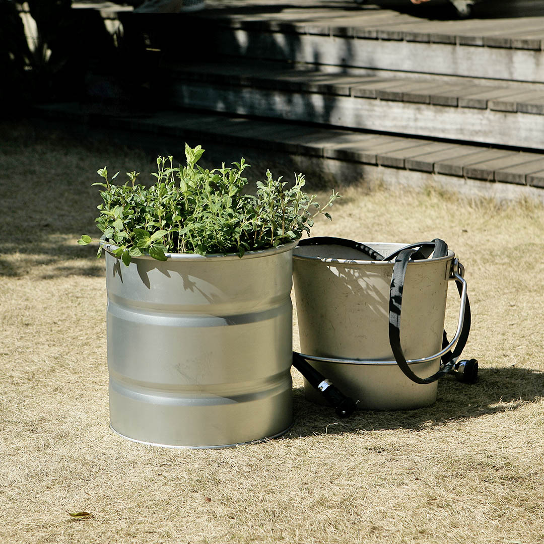 GALVANIZED TANK S