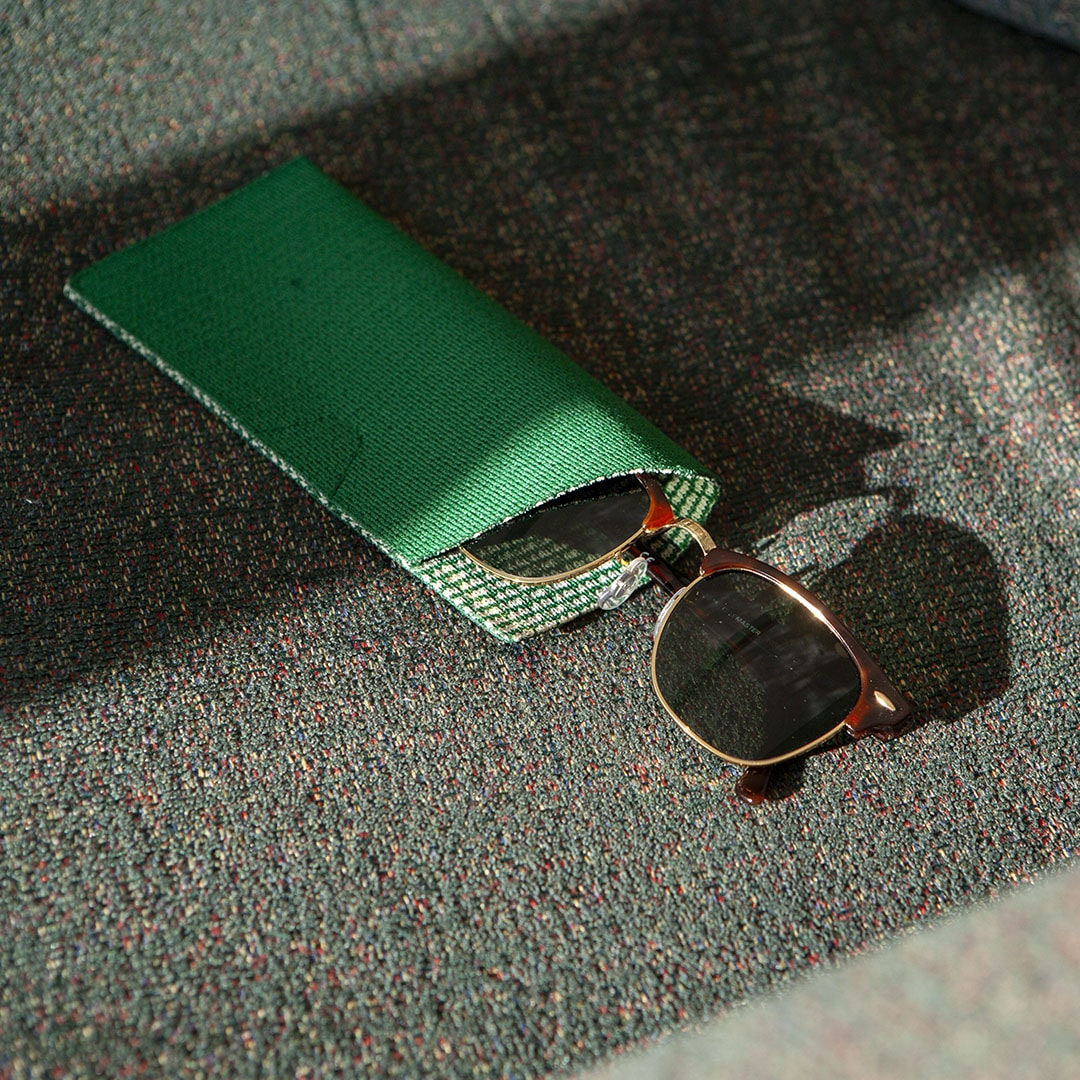 GLASSES CASE GEOMETRY/GREEN