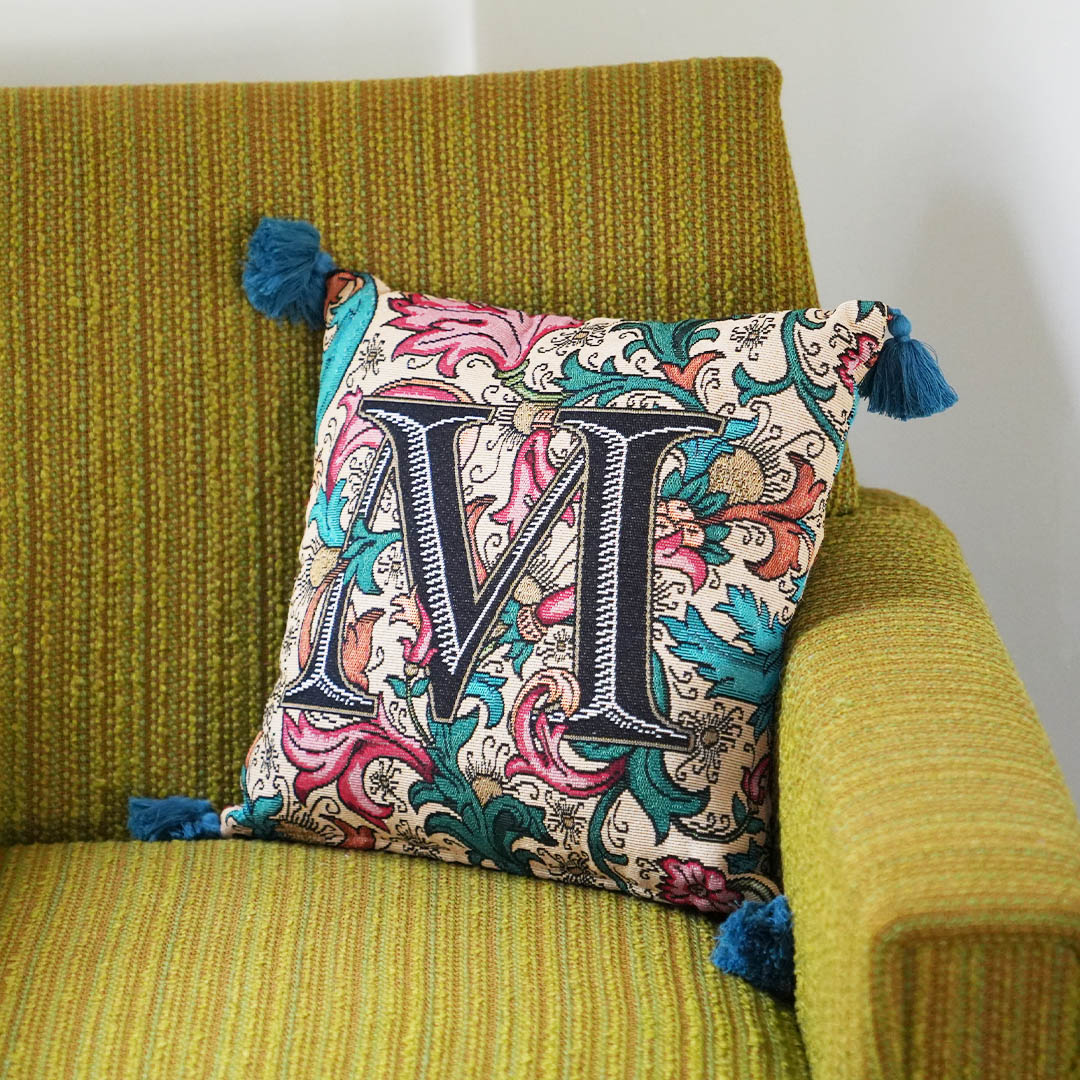 JACQUARD CUSHION M