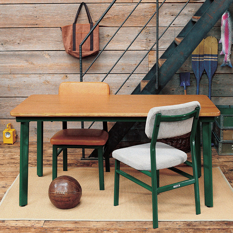 DOER'S DINING TABLE