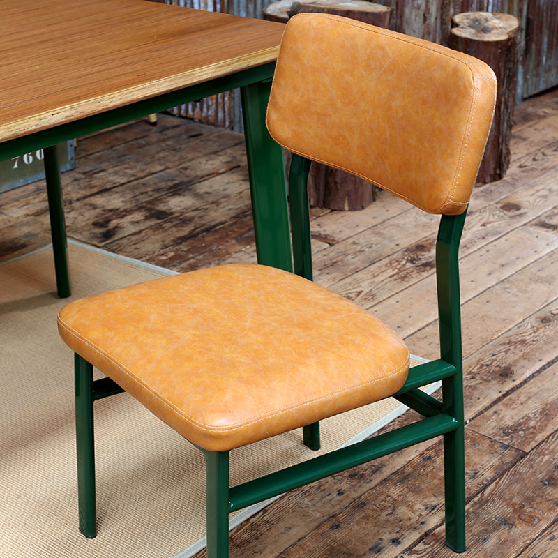 DOER'S CHAIR BROWN