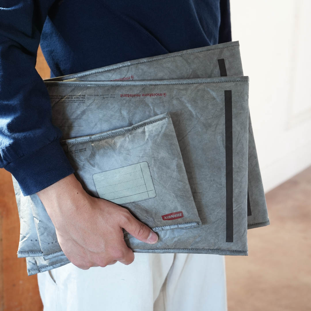PADDED ENVELOPE BAG FOR "15 INCH LAPTOP" GRAY