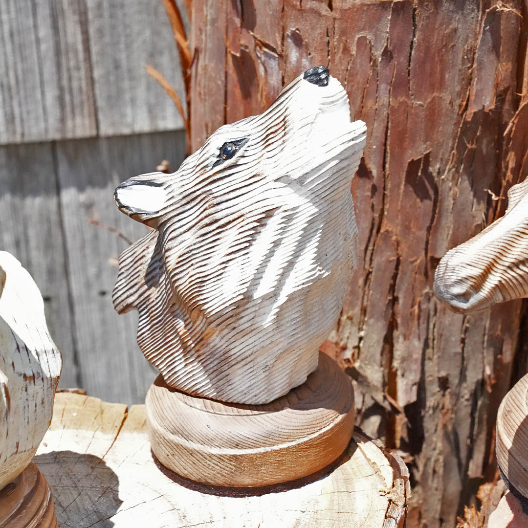 WOODEN ANIMAL HEAD WOLF