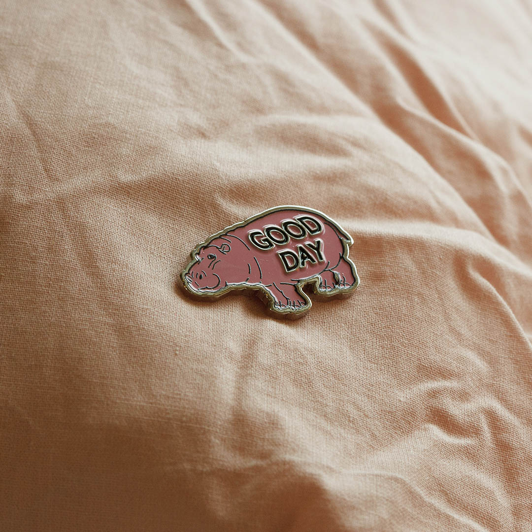 PINS GOOD DAY HIPPO