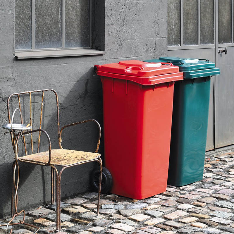 PLASTIC TRASH CAN 120L RED