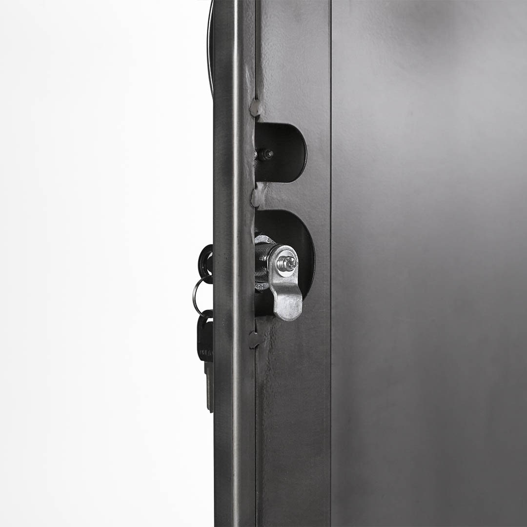 LOCKER 65 RAW