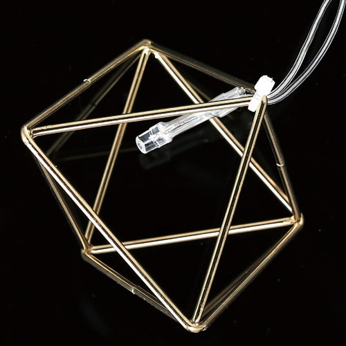 DAZZLING LIGHT DIAMOND SHAPE GD